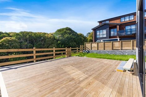 Photo of property in 1 Pae Lane, Flat Bush, Auckland, 2019