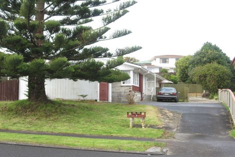 Photo of property in 2/17 Marriott Road, Pakuranga, Auckland, 2010
