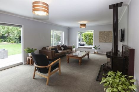 Photo of property in 15 Chepstow Avenue, Fendalton, Christchurch, 8052