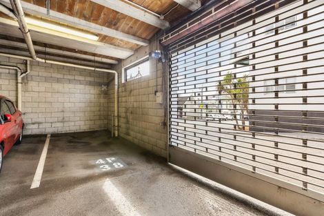 Photo of property in Qba Apartments, 4p/51 Webb Street, Mount Cook, Wellington, 6011
