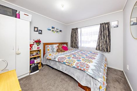 Photo of property in 2/22 Swaffield Road, Papatoetoe, Auckland, 2025
