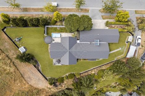 Photo of property in 38 Rere Road, Lake Hayes, Queenstown, 9304