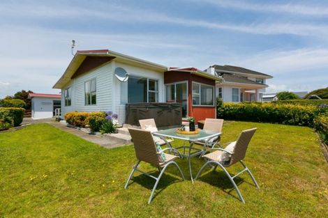 Photo of property in 403 Devon Street West, Lynmouth, New Plymouth, 4310