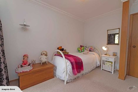 Photo of property in 8 Tui Street, Torbay, Auckland, 0630