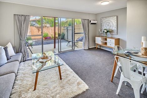 Photo of property in 8f Montgomery Crescent, Clouston Park, Upper Hutt, 5018