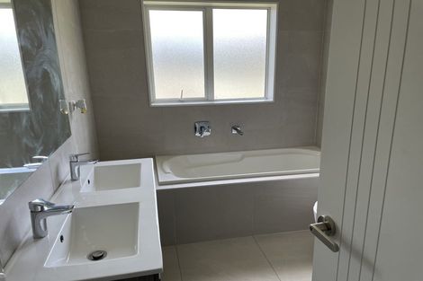 Photo of property in 23 Ahorangi Road, Silverdale, 0932