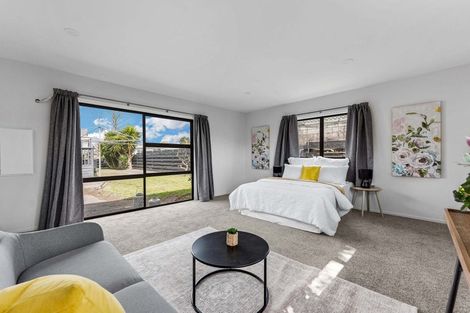 Photo of property in 7 Cooper Place, Papakura, 2110