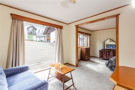 Photo of property in 36 Rangatira Road, Birkenhead, Auckland, 0626