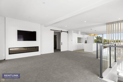 Photo of property in 986 Papamoa Beach Road, Papamoa Beach, Papamoa, 3118