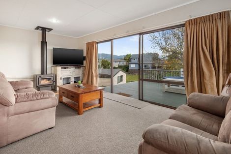 Photo of property in 8 Valley Road, Te Puke, 3119