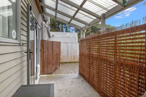 Photo of property in 5d Geddes Terrace, Avondale, Auckland, 1026