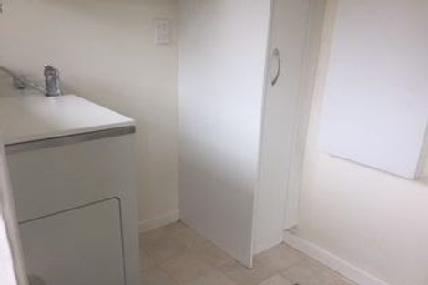 Photo of property in 6 Ipswich Place, Meadowbank, Auckland, 1072