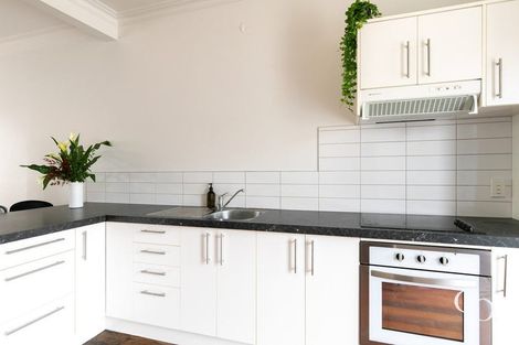 Photo of property in 4/311 King Street North, Hastings, 4122