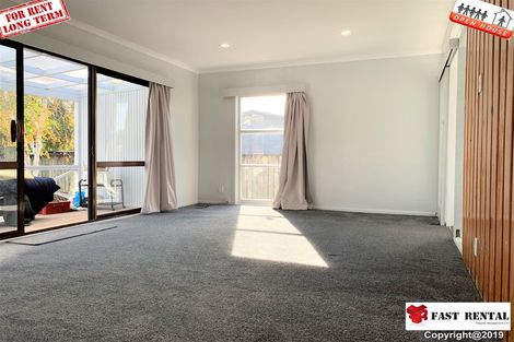 Photo of property in 73 Sylvia Road, Hillcrest, Auckland, 0627