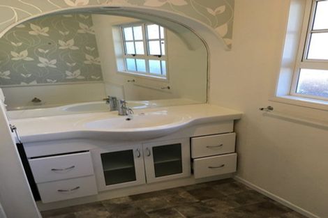 Photo of property in 323 Malfroy Road, Pomare, Rotorua, 3015