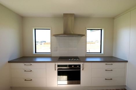 Photo of property in 2 Emma Street, Marshland, Christchurch, 8083