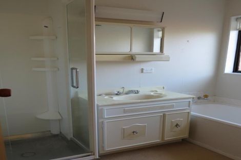 Photo of property in 25a Toru Road, Paraparaumu Beach, Paraparaumu, 5032