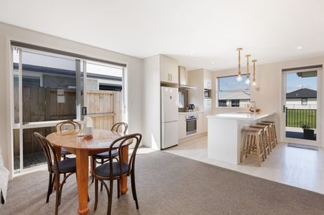 Photo of property in 79 Te Kio Crescent, Papamoa Beach, Papamoa, 3118