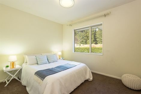 Photo of property in 32 Hakatere Road, Pegasus, 7612