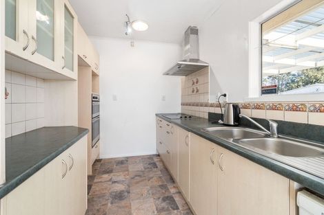 Photo of property in 154 Hepburn Road, Glendene, Auckland, 0602