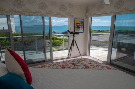 Photo of property in 5 Nancy Wake Place, Cable Bay, 0420