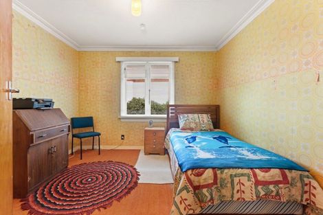 Photo of property in 122 Easther Crescent, Kew, Dunedin, 9012