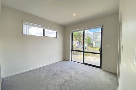 Photo of property in 2 Dorricott Avenue, Hobsonville, Auckland, 0616