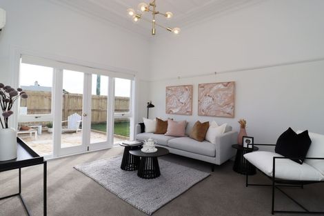 Photo of property in 65 Wharfe Street, South Hill, Oamaru, 9400