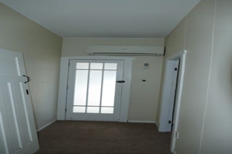 Photo of property in 11 Leonard Road, Mount Wellington, Auckland, 1060