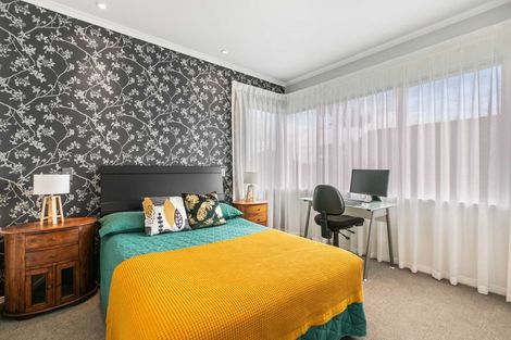 Photo of property in 1b Evans Road, Papamoa Beach, Papamoa, 3118