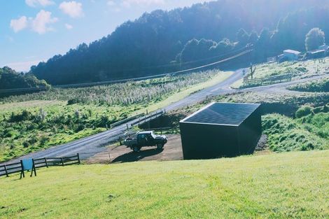 Photo of property in 653 Millbrook Road, Waipu, 0582