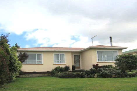 Photo of property in 16 Andrew Street, Feilding, 4702