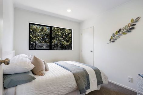 Photo of property in 17a Saltaire Street, Avondale, Auckland, 1026