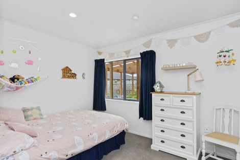 Photo of property in 24 Sarah Place, Papamoa Beach, Papamoa, 3118