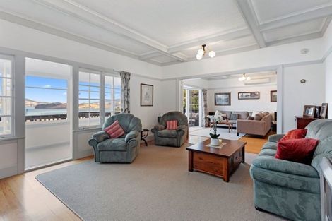 Photo of property in 6 Dudley Road, Lyttelton, 8082
