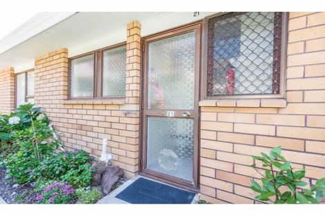 Photo of property in 21/16 Willerton Avenue, New Lynn, Auckland, 0600