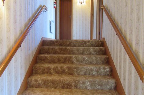 Photo of property in 2 Victoria Street, Waimate, 7924