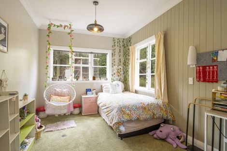 Photo of property in 6 Aranui Street, Maupuia, Wellington, 6022