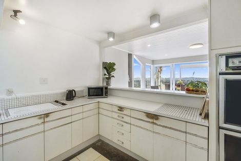 Photo of property in 256 Konini Road, Titirangi, Auckland, 0604