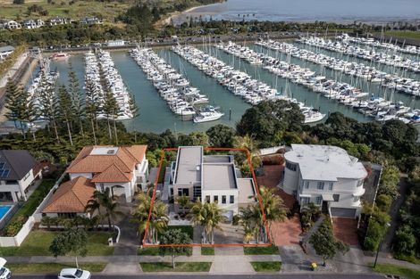 Photo of property in 81 Pine Harbour Parade, Beachlands, Auckland, 2018