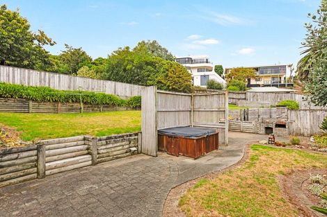 Photo of property in 10 Napier Grove, Waikanae Beach, Waikanae, 5036