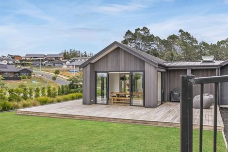 Photo of property in 90 Solan Drive, Waimauku, 0812