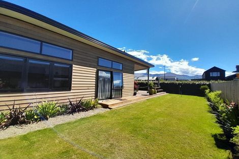 Photo of property in 23 Pounamu Avenue, Albert Town, Wanaka, 9305