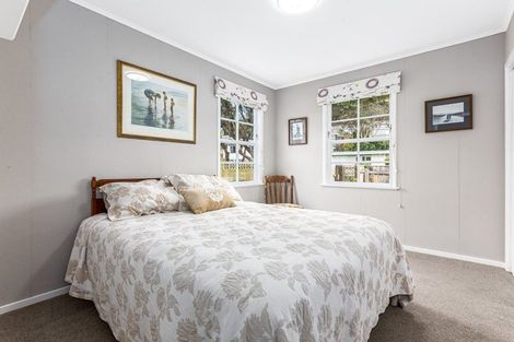 Photo of property in 7 Luff Place, Whitby, Porirua, 5024