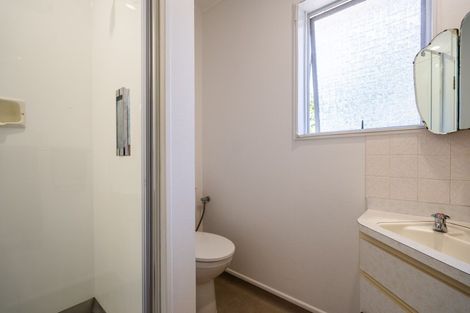 Photo of property in 24 Rewarewa Crescent, Waikanae, 5036