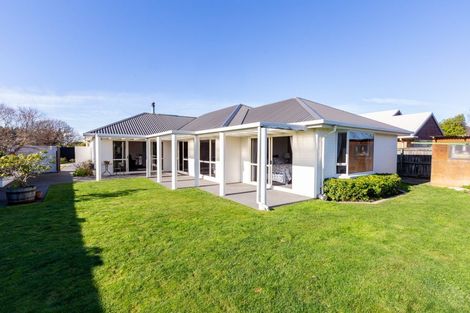 Photo of property in 2 Forest Drive, Parklands, Christchurch, 8083