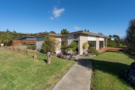 Photo of property in 5 Waterview Place, Haruru, 0204