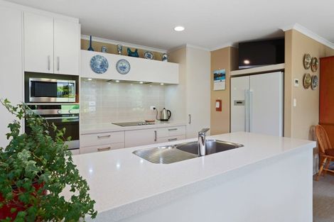 Photo of property in 4/61 Osborne Road, Amberley, 7410