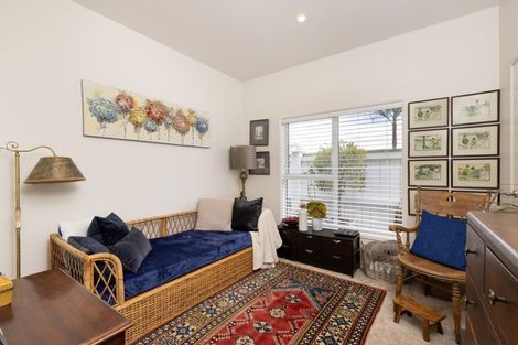 Photo of property in 33 Cassinia Close, Papamoa Beach, Papamoa, 3118