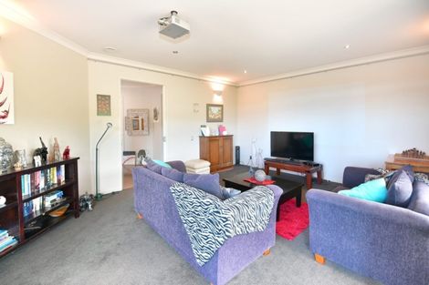 Photo of property in 210i Monowai Road, Wainui, Silverdale, 0994